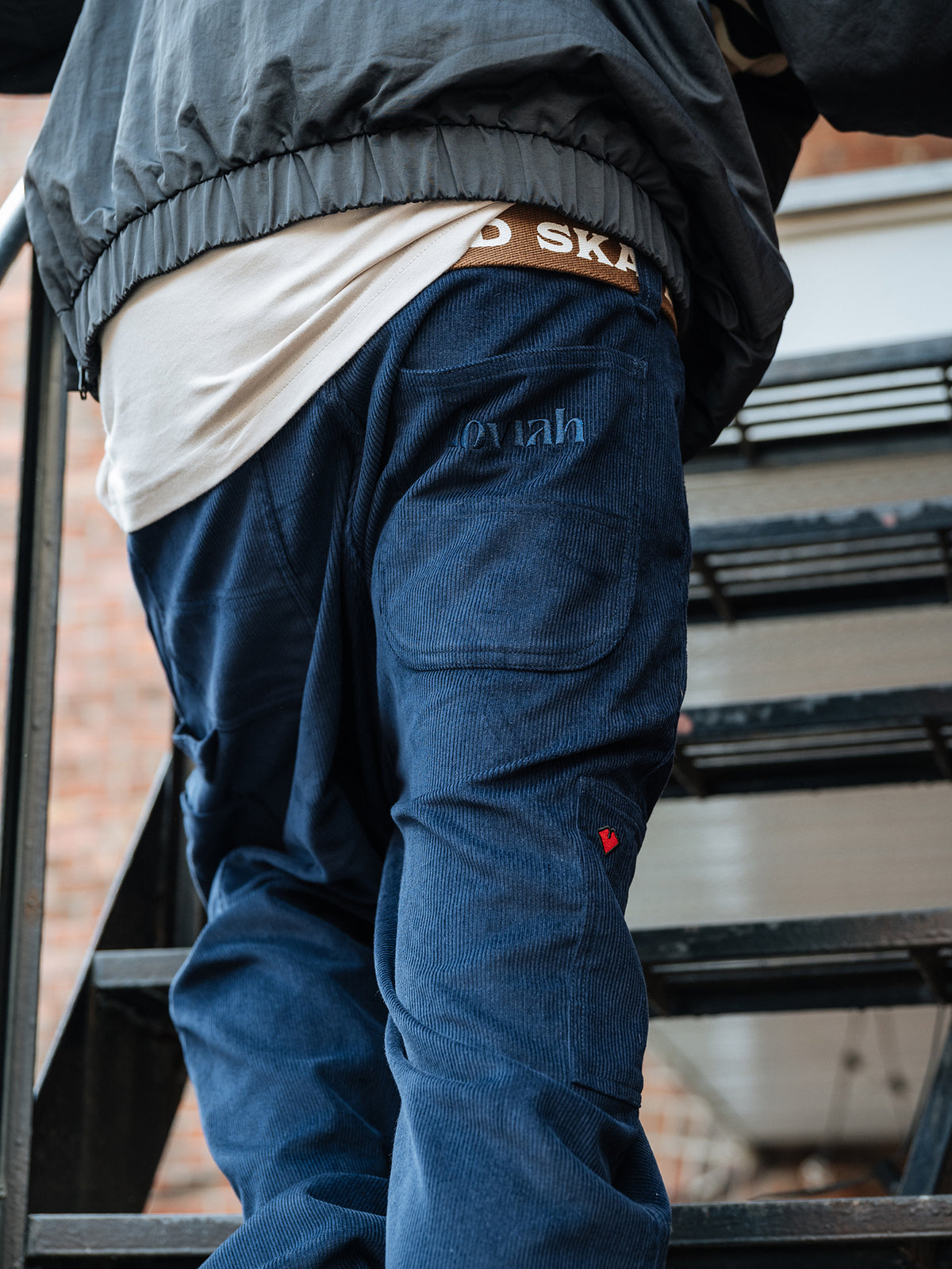 CORD CARPENTER PANTS NAVY