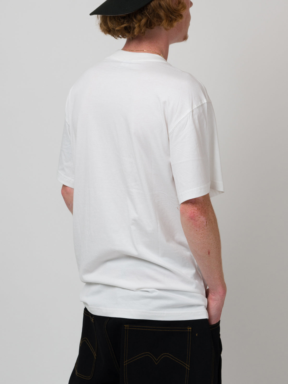 BASIC T-SHIRT WHITE