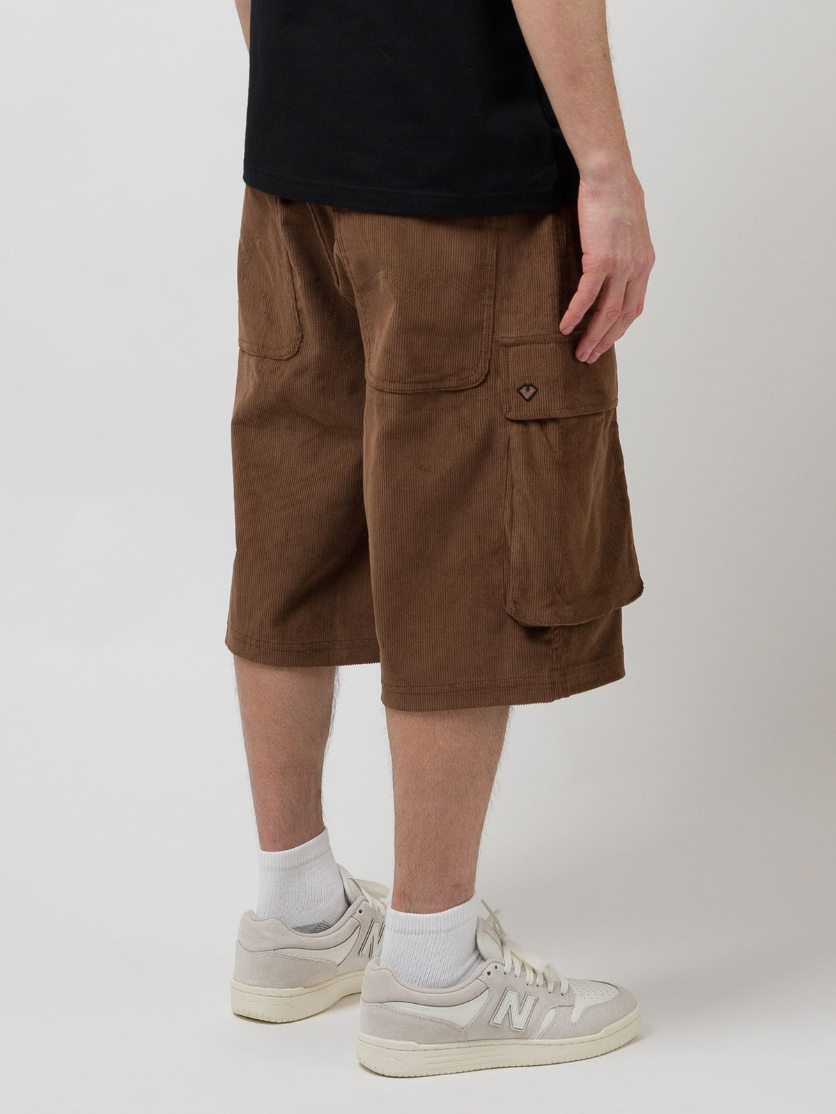 TROOPER CORDUROY SHORTS | BROWN